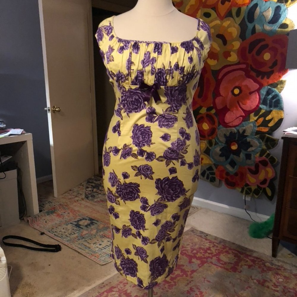 Pinup Couture Springtime Wiggle Dress